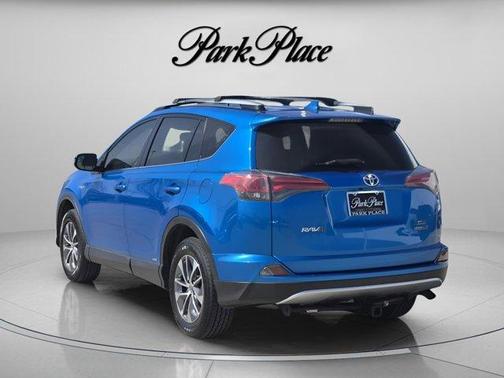 2016 Toyota RAV4 Hybrid XLE