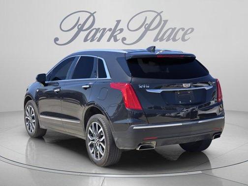 Manhattan Noir Metallic 2019 Cadillac XT5 Premium Luxury