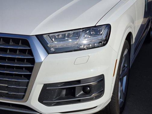 2019 Audi Q7 55 Prestige