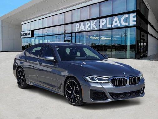 2022 BMW 530 i