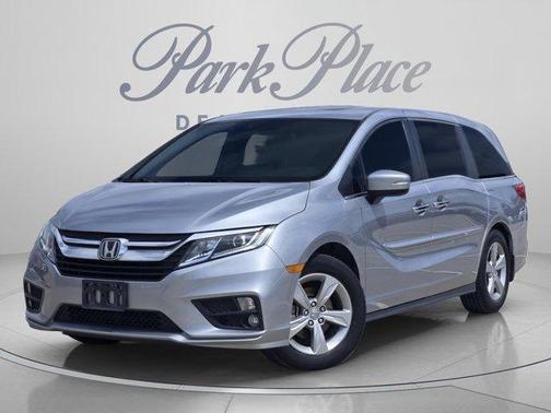 Lunar Silver Metallic 2019 Honda Odyssey EX-L