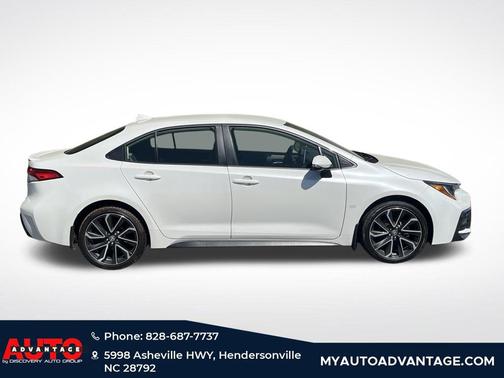 Blizzard Pearl 2021 Toyota Corolla SE
