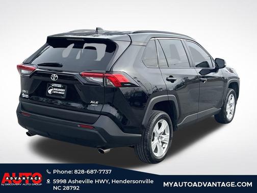2020 Toyota RAV4 XLE