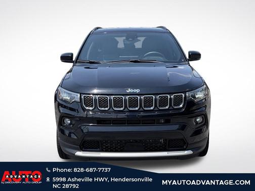 Diamond Black Crystal Pearlcoat 2023 Jeep Compass Limited