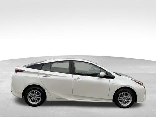 2018 Toyota Prius Four