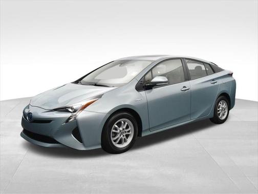 2017 Toyota Prius Three