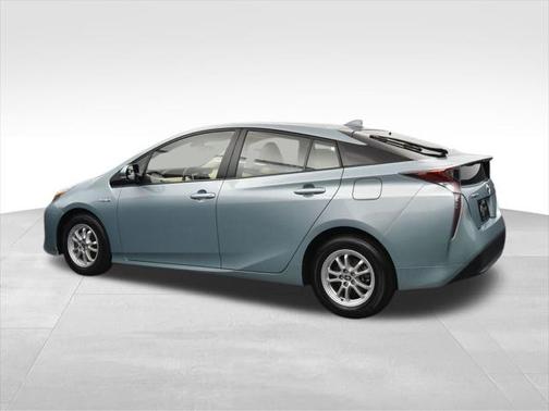 2017 Toyota Prius Three