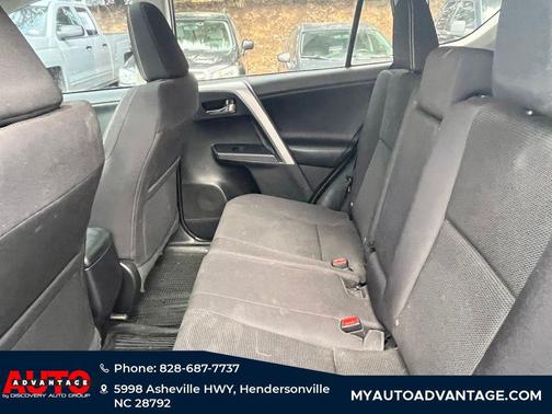 2017 Toyota RAV4 XLE Premium