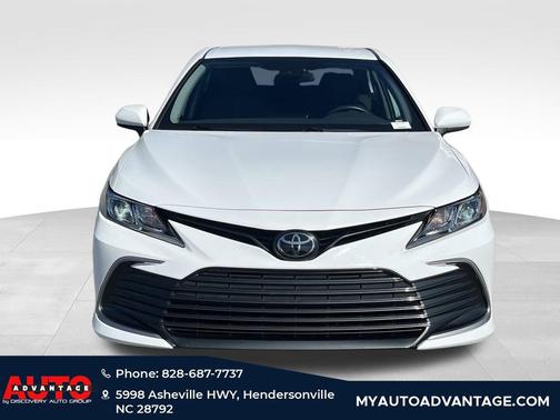 2022 Toyota Camry LE