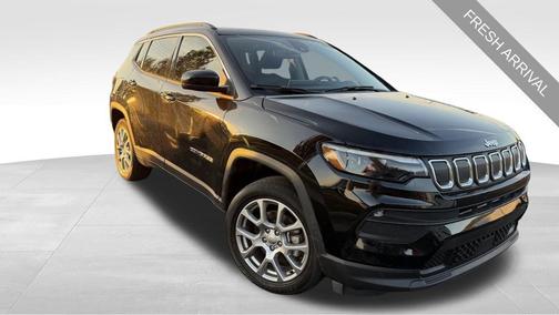 2022 Jeep Compass Latitude Lux