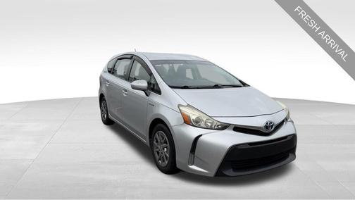2016 Toyota Prius v Four