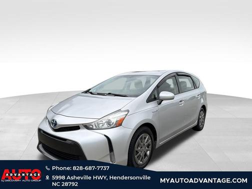 2016 Toyota Prius v Four