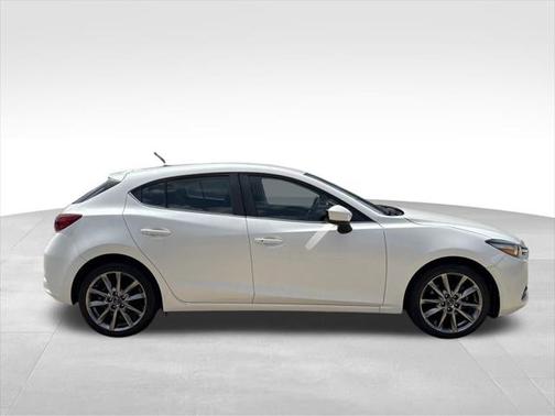 2018 Mazda Mazda3 Touring