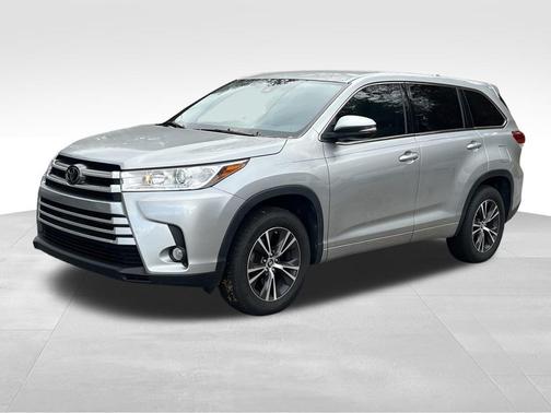 2017 Toyota Highlander LE Plus