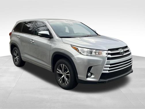 2017 Toyota Highlander LE Plus