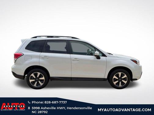 Crystal White Pearl 2017 Subaru Forester 2.5i Limited