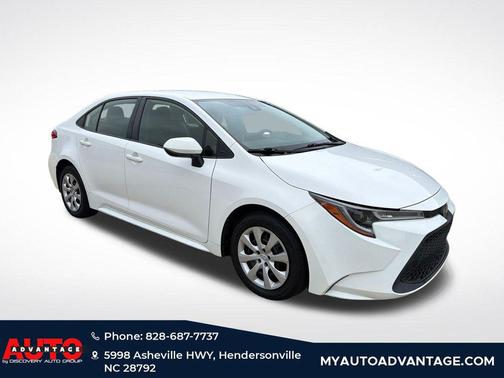 Super White 2020 Toyota Corolla LE