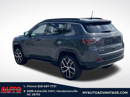 Baltic Gray Metallic Clearcoat 2024 Jeep Compass Limited