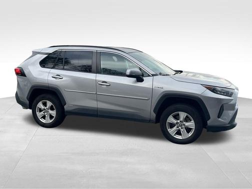 2020 Toyota RAV4 Hybrid LE