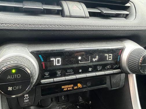 2020 Toyota RAV4 Hybrid LE