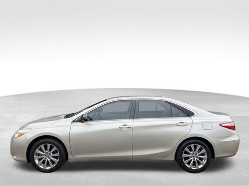 2015 Toyota Camry XLE
