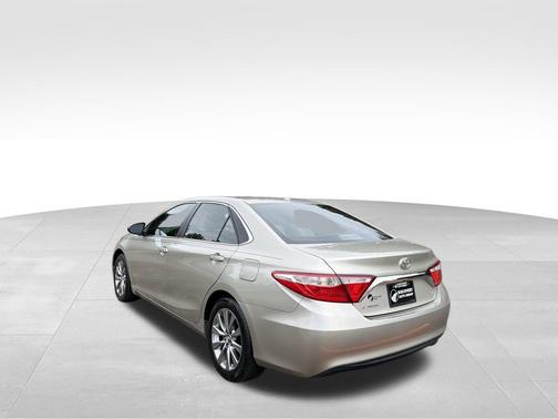 2015 Toyota Camry XLE