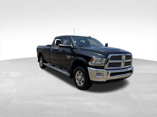 2018 RAM 2500 Big Horn Crew Cab 4x4 8' Box