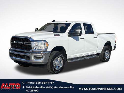 2023 RAM 2500 Tradesman Crew Cab 4x4 6'4' Box