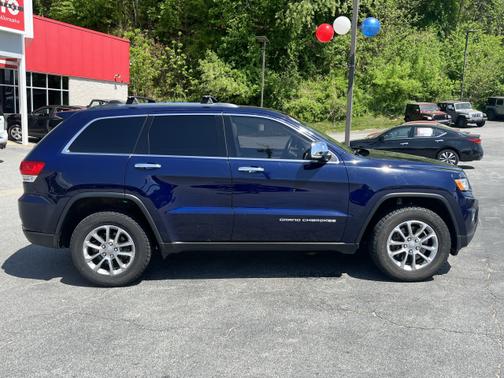 Photo 2 of 32 of 2016 Jeep Grand Cherokee Limited