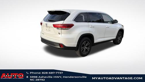 2019 Toyota Highlander LE