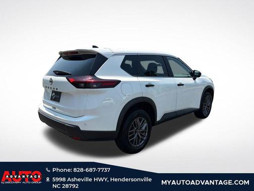 Glacier White 2024 Nissan Rogue S