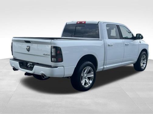 2017 RAM 1500 Sport