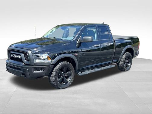 2020 RAM 1500 Classic Warlock Quad Cab 4x4 6'4' Box