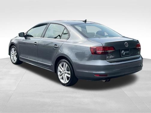 2017 Volkswagen Jetta 1.8T SEL
