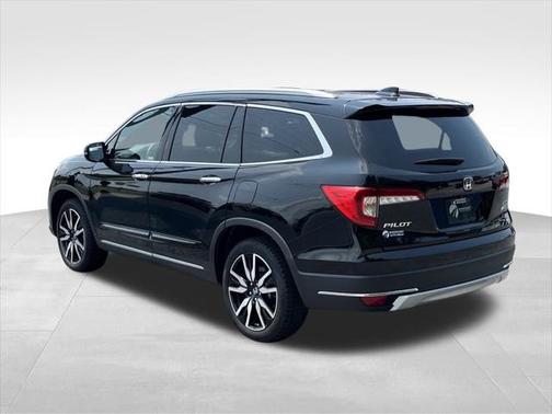 2019 Honda Pilot Touring 8-Passenger