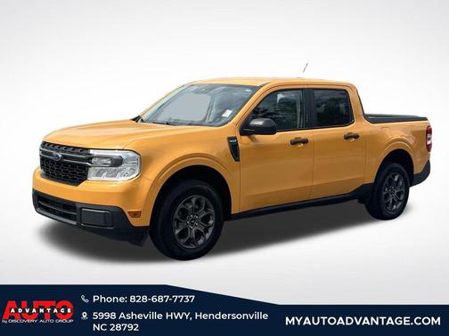 Cyber Orange Metallic Tricoat 2023 Ford Maverick XLT
