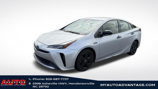 Classic Silver Metallic 2022 Toyota Prius LE