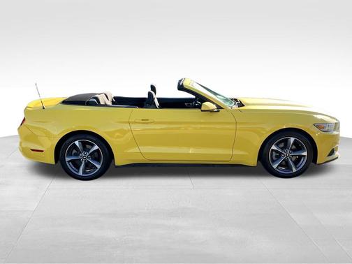 2015 Ford Mustang V6