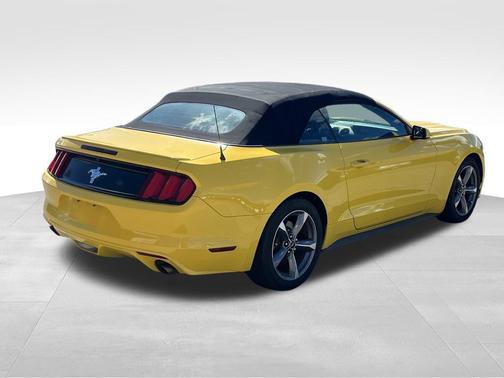 2015 Ford Mustang V6
