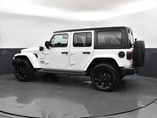2022 Jeep Wrangler Unlimited 4xe Sahara