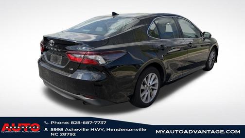 Midnight Black Metallic 2021 Toyota Camry LE
