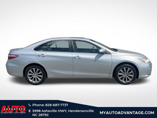 Celestial Silver Metallic 2015 Toyota Camry XLE
