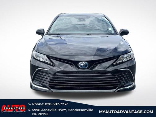Midnight Black Metallic 2024 Toyota Camry Hybrid LE