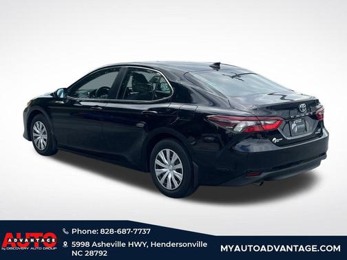 Midnight Black Metallic 2024 Toyota Camry Hybrid LE