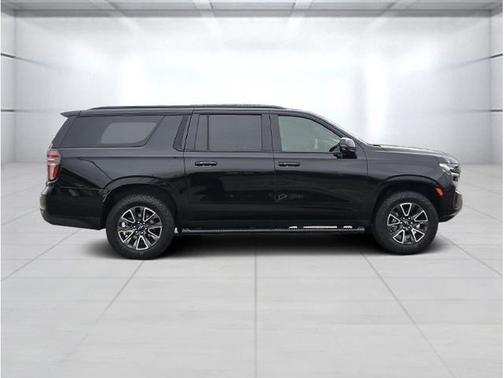 Black 2024 Chevrolet Suburban Z71