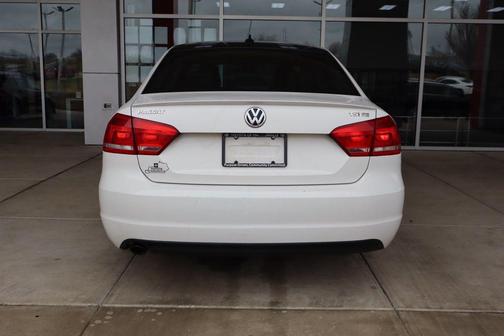 2015 Volkswagen Passat 1.8T Auto Sport