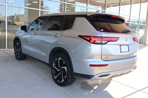 2023 Mitsubishi Outlander SE Special Editiont S-AWC