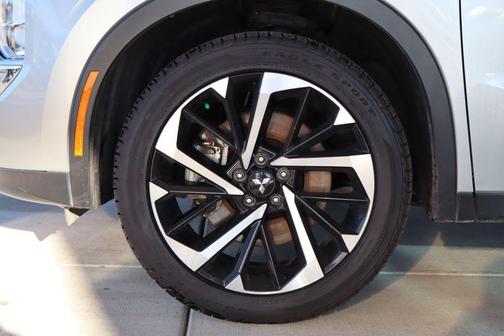 2023 Mitsubishi Outlander SE Special Editiont S-AWC