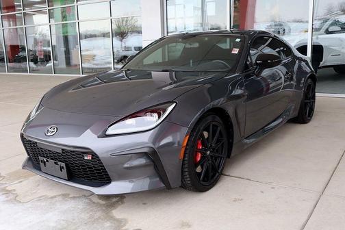 2025 Toyota GR86 Premium