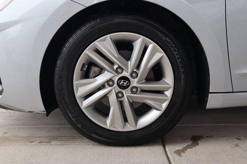 Stellar Silver 2020 Hyundai ELANTRA Value Edition